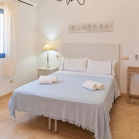 Es Lliri Blanc Villa Cala Saona Esterno foto