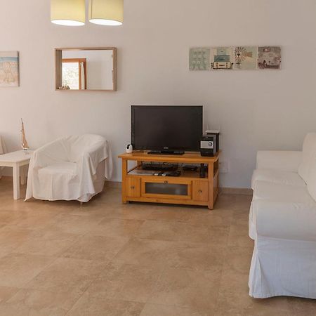 Es Lliri Blanc Villa Cala Saona Esterno foto