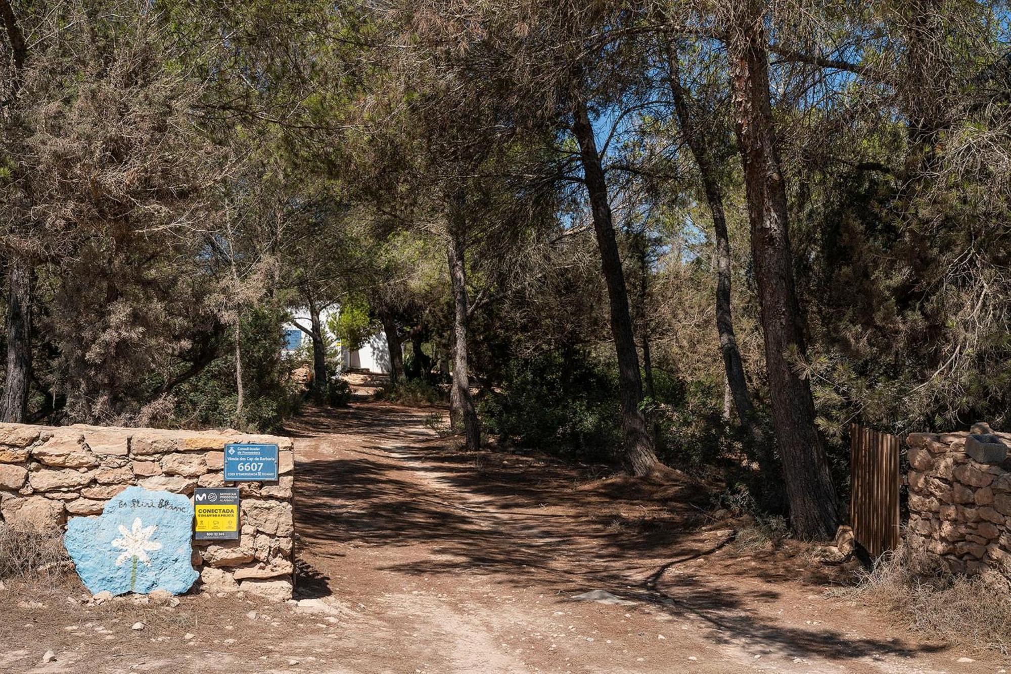 Es Lliri Blanc Villa Cala Saona Esterno foto